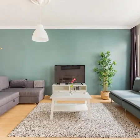 Fabulous Flat Near Bagdat Street In Kadikoy